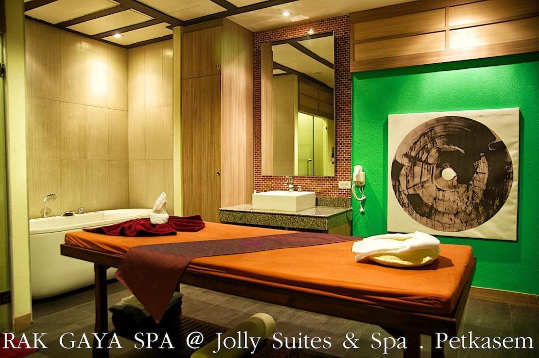 Jolly Suites&Spa Petkasem Ban Nong Khaem  Экстерьер фото