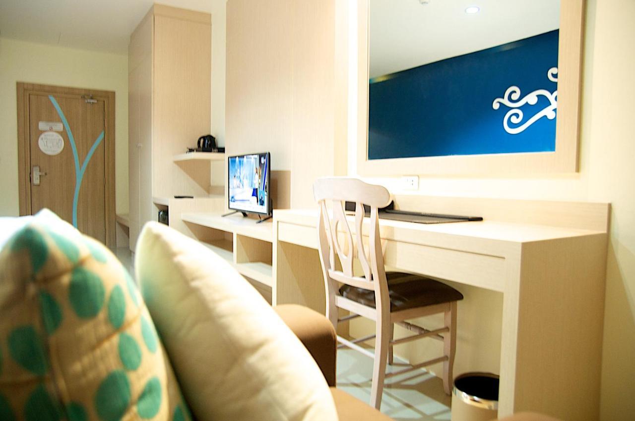 Jolly Suites&Spa Petkasem Ban Nong Khaem  Экстерьер фото